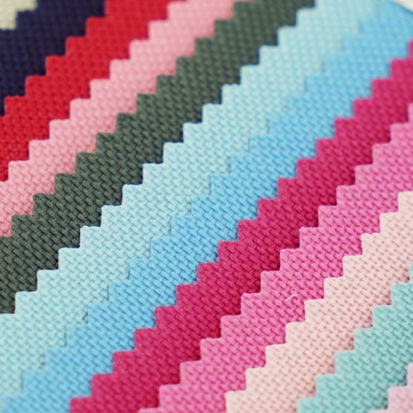 600 Denier 340GSM Poly Oxford Fabric Backpack Produced Material